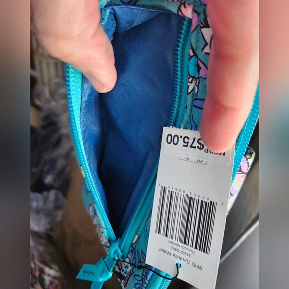 Vera Bradley Turnlock Wallet NWT - Picture 6 of 7